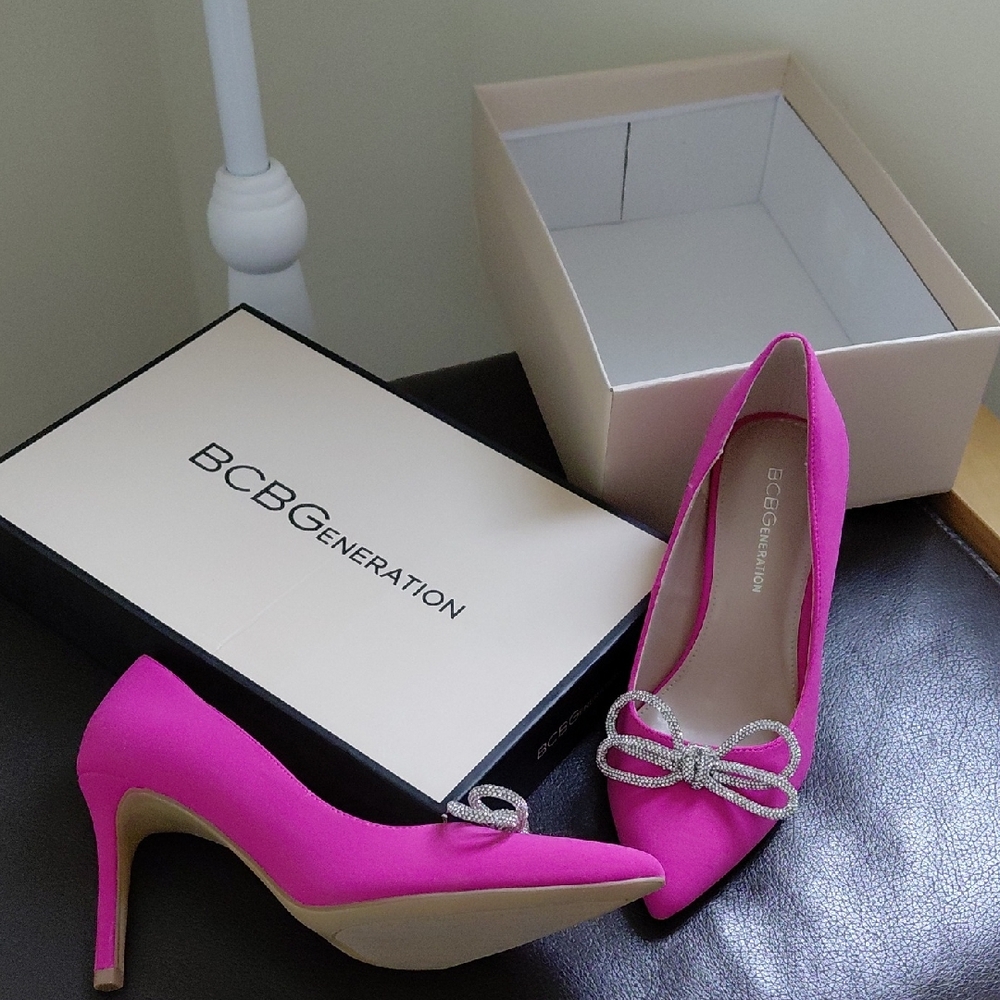 BCBGeneration Women's Pink Heels with Bow Detail